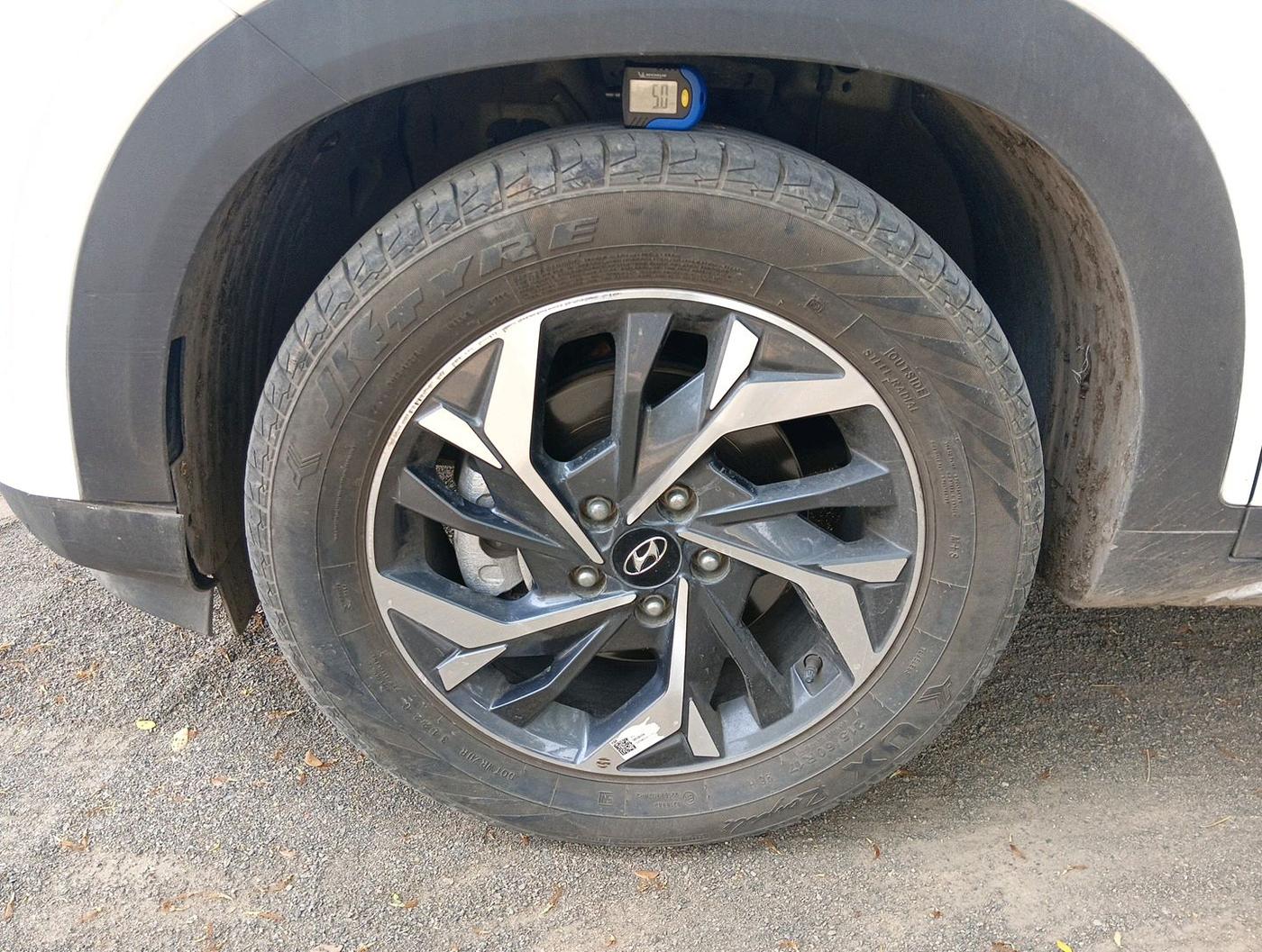 2022 Hyundai Creta SX (O) IVT 1.5 PETROL, Petrol, Automatic, 20,936 km, tyre