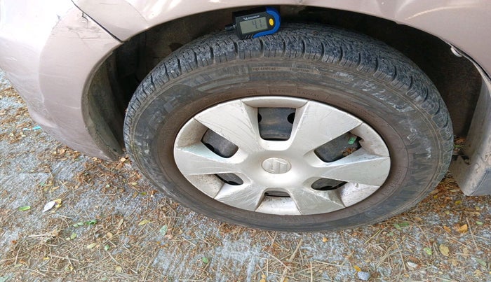 2010 Maruti A Star VXI, Petrol, Manual, 67,038 km, tyre