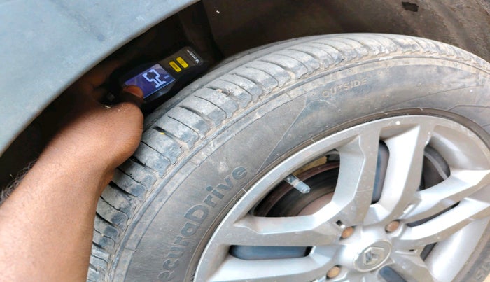 2020 Renault TRIBER RXZ AMT, Petrol, Automatic, 10,649 km, tyre