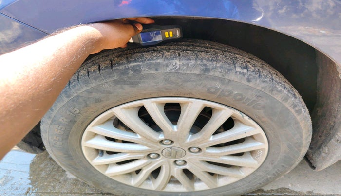 2022 Maruti Dzire ZXI CNG, Petrol, Manual, 32,721 km, tyre