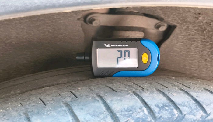 2019 Hyundai Creta SX AT 1.6 DIESEL, Diesel, Automatic, 1,01,565 km, tyre