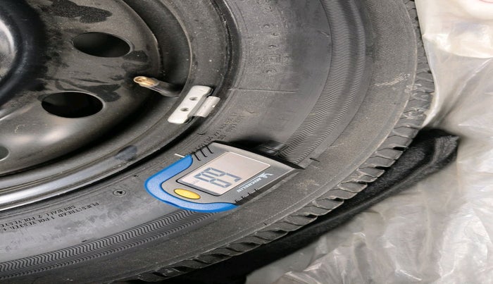 2019 Maruti Swift ZXI AMT, Petrol, Automatic, 44,126 km, tyre