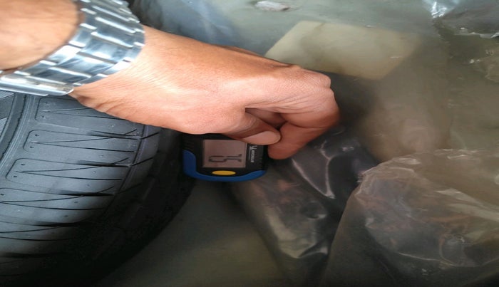 2016 Maruti Vitara Brezza ZDI, Diesel, Manual, 89,339 km, tyre