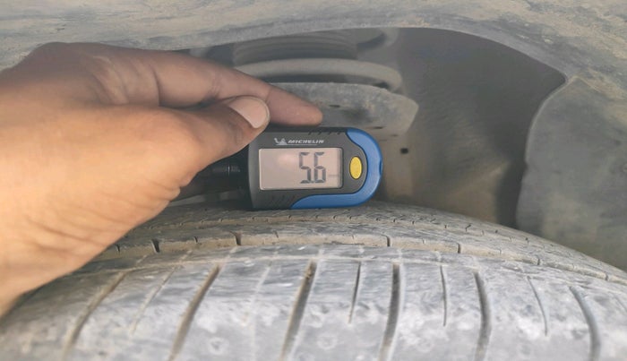 2010 Fiat Linea DYNAMIC 1.4, Petrol, Manual, 40,868 km, tyre