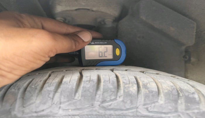 2010 Fiat Linea DYNAMIC 1.4, Petrol, Manual, 40,868 km, tyre