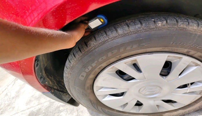 2012 Maruti Swift VXI, Petrol, Manual, 1,03,049 km, tyre