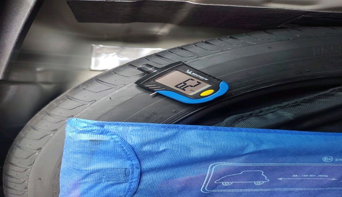 2024 Tata NEXON PURE 1.2 PETROL, Petrol, Manual, 2,498 km, tyre