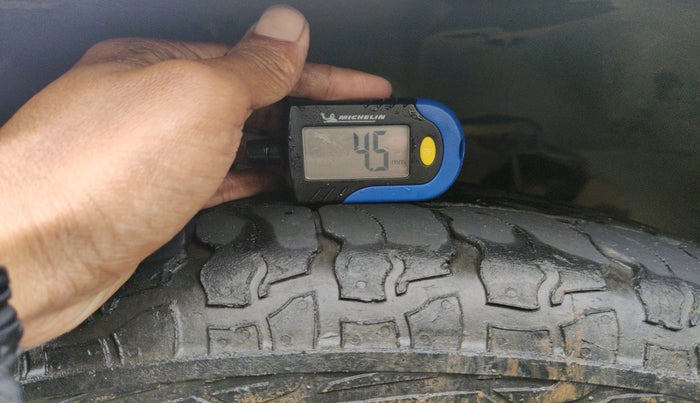 2016 Mahindra Scorpio S10, Diesel, Manual, 1,23,292 km, tyre