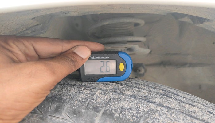 2012 Maruti Swift VDI, Diesel, Manual, 80,159 km, tyre