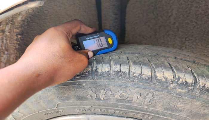 2017 Ford Ecosport TITANIUM 1.5L DIESEL, Diesel, Manual, 1,34,794 km, tyre