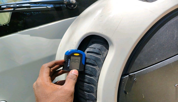 2016 Mahindra NUVOSPORT N8, Diesel, Manual, 1,27,316 km, tyre