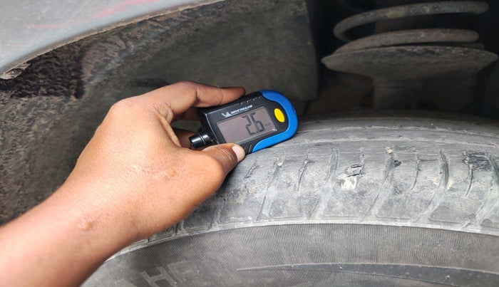 2020 Renault Duster RXZ 1.5 PETROL MT, Petrol, Manual, 37,996 km, tyre