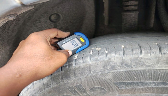 2020 Renault Duster RXZ 1.5 PETROL MT, Petrol, Manual, 37,996 km, tyre