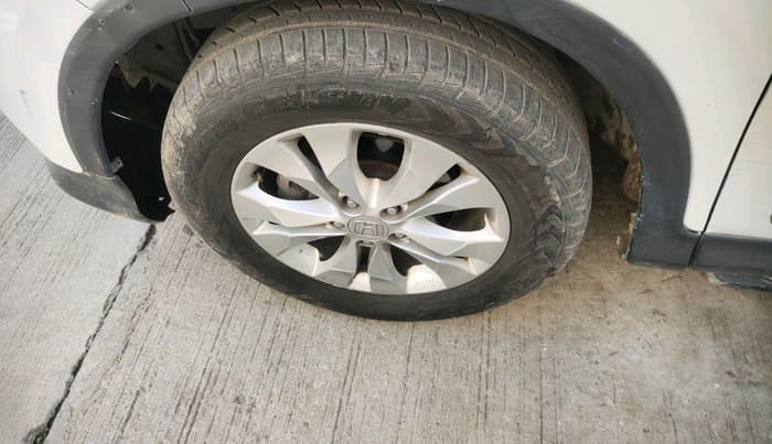 2016 Honda CRV 2.4L 2WD AT, Petrol, Automatic, 1,22,848 km, tyre