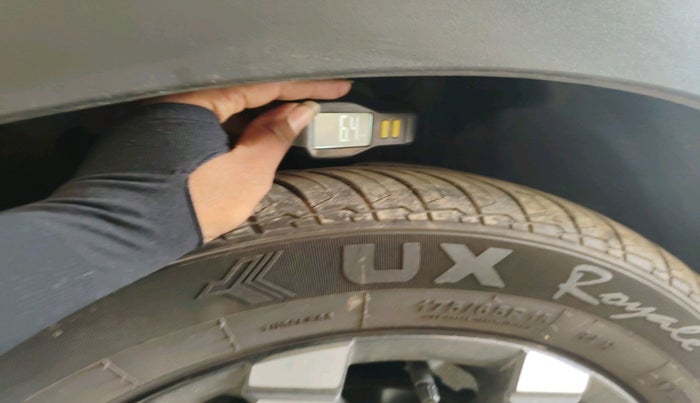 2023 Hyundai EXTER SX(O) CONNECT 1.2 AMT, Petrol, Automatic, 6,931 km, tyre