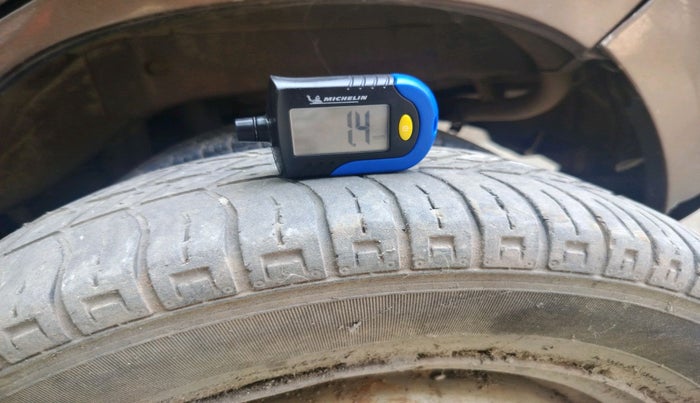 2010 Maruti Zen Estilo VXI, Petrol, Manual, 76,022 km, tyre