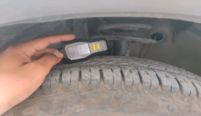 2021 Maruti XL6 ZETA MT, Petrol, Manual, 5,985 km, tyre