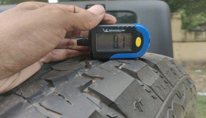 2023 Mahindra Thar LX HARD TOP 4WD MT, Diesel, Manual, 48,738 km, tyre