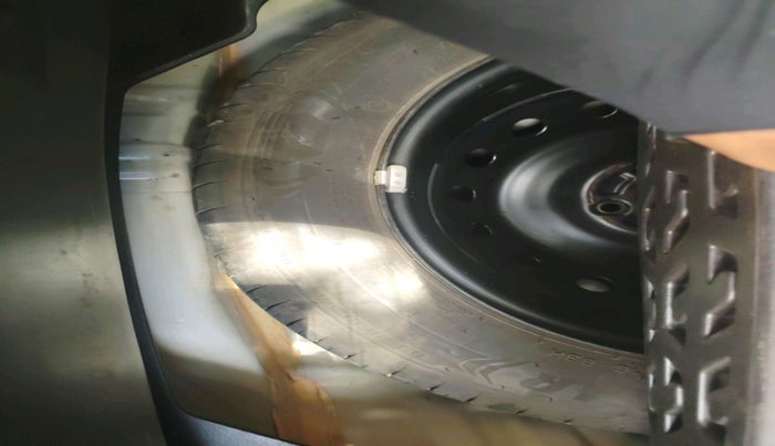 2023 Maruti FRONX DELTA PLUS 1.2MT, Petrol, Manual, 40,364 km, tyre