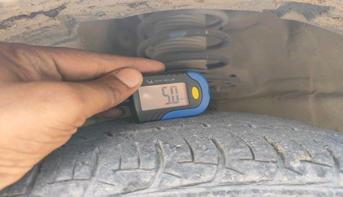 2015 Maruti Ciaz VXI+, Petrol, Manual, 43,537 km, tyre