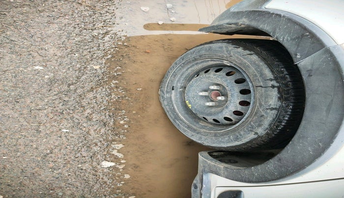 2019 Hyundai i20 Active 1.2 S, Petrol, Manual, 87,378 km, tyre