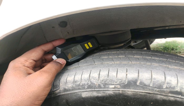 2016 Maruti Alto K10 VXI, Petrol, Manual, 1,91,875 km, tyre