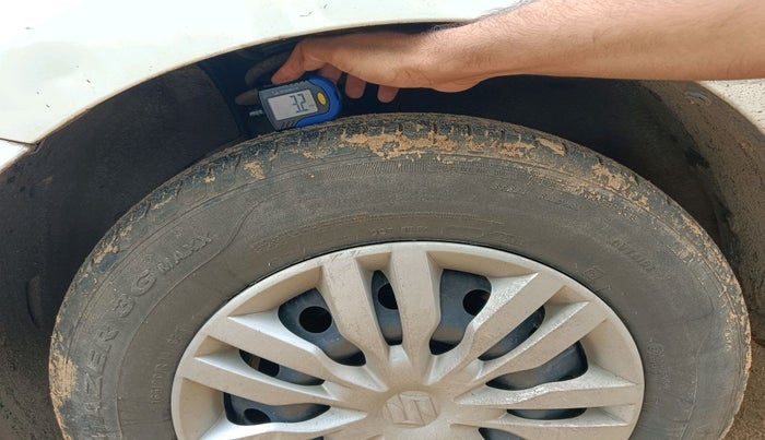 2018 Maruti Dzire VDI, Diesel, Manual, 86,732 km, tyre