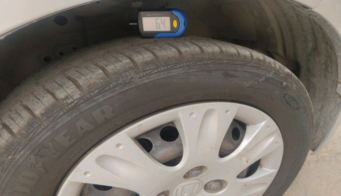 2013 Honda Amaze 1.2L I-VTEC S, Petrol, Manual, 60,572 km, tyre