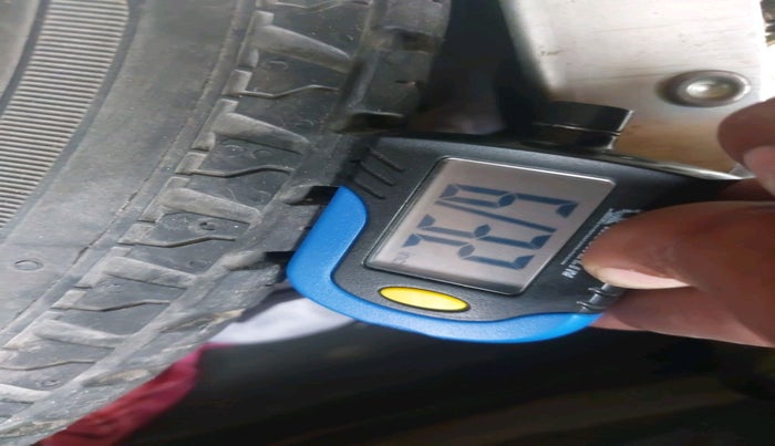 2015 Maruti Alto 800 LXI, Petrol, Manual, 35,311 km, tyre