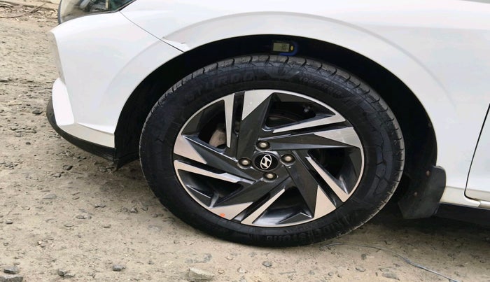 2022 Hyundai NEW I20 ASTA(O) 1.5 CRDI DUAL TONE, Diesel, Manual, 70,730 km, tyre