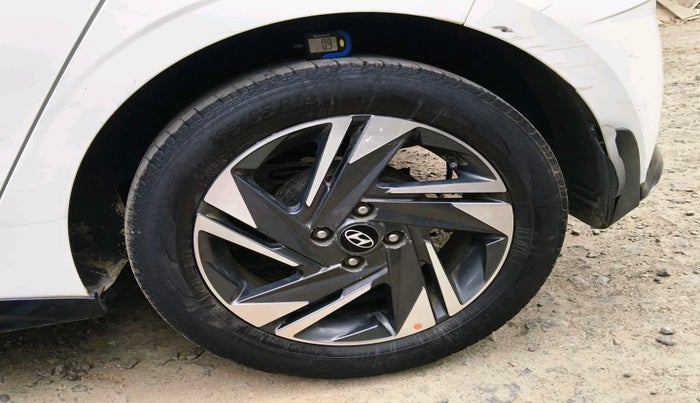2022 Hyundai NEW I20 ASTA(O) 1.5 CRDI DUAL TONE, Diesel, Manual, 70,730 km, tyre