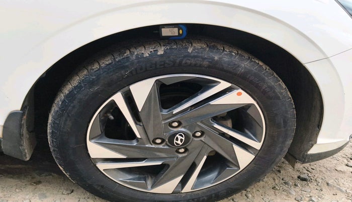 2022 Hyundai NEW I20 ASTA(O) 1.5 CRDI DUAL TONE, Diesel, Manual, 70,730 km, tyre