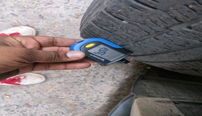 2016 Mahindra Scorpio S6 PLUS 1.99, Diesel, Manual, 97,031 km, tyre