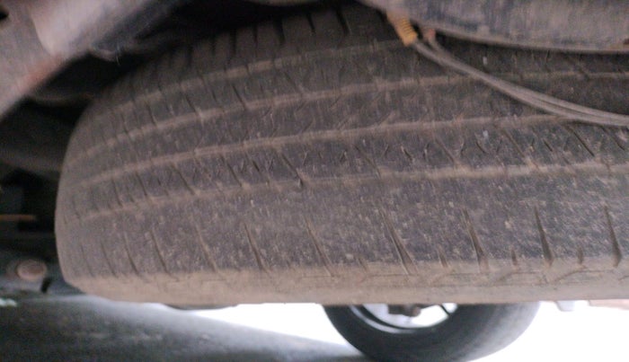 2016 Mahindra Scorpio S6 PLUS 1.99, Diesel, Manual, 97,031 km, tyre