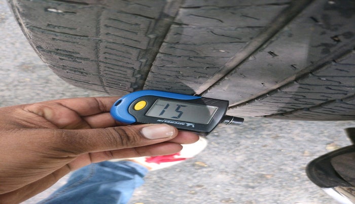 2016 Mahindra Scorpio S6 PLUS 1.99, Diesel, Manual, 97,031 km, tyre