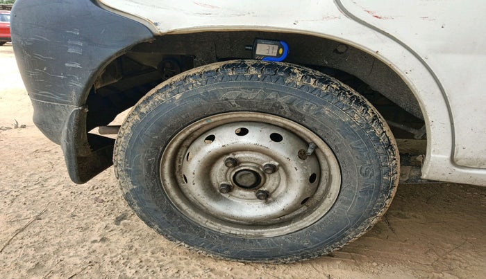 2010 Maruti Alto LXI, Petrol, Manual, 91,443 km, tyre