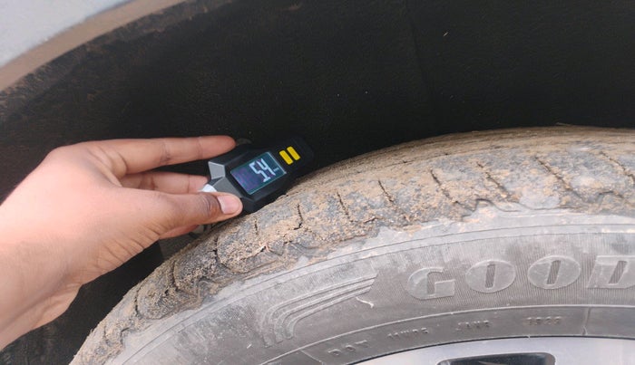 2023 MG GLOSTER SAVVY 6 STR 2.0 TWIN TURBO 4WD, Diesel, Automatic, 36,779 km, tyre