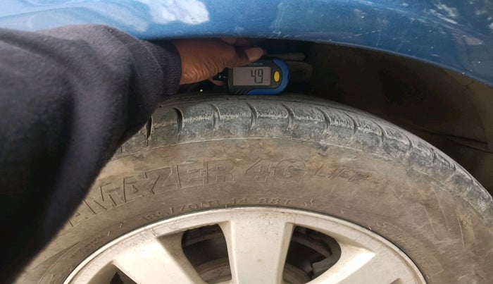 2011 Maruti Ritz ZXI, Petrol, Manual, 66,345 km, tyre