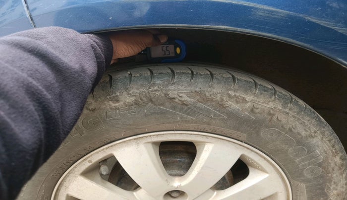 2011 Maruti Ritz ZXI, Petrol, Manual, 66,345 km, tyre