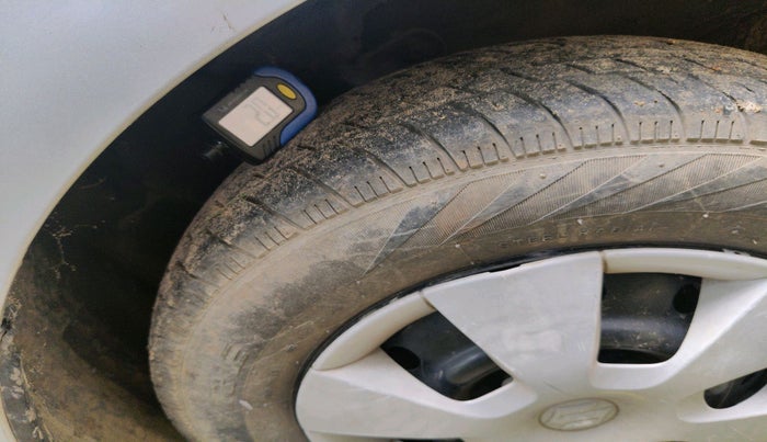 2010 Maruti A Star VXI, Petrol, Manual, 55,587 km, tyre
