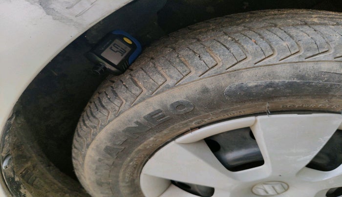 2010 Maruti A Star VXI, Petrol, Manual, 55,587 km, tyre