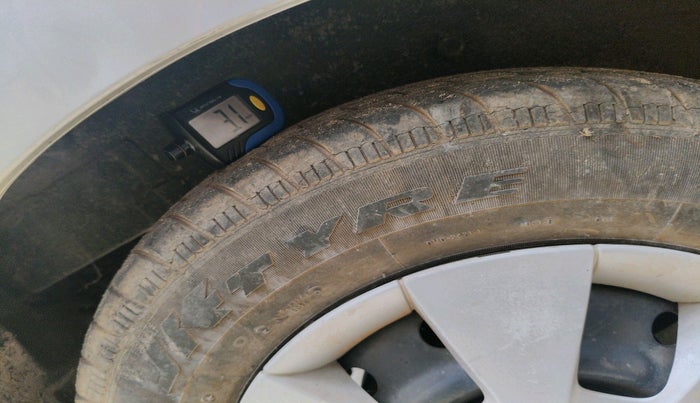 2010 Maruti A Star VXI, Petrol, Manual, 55,587 km, tyre