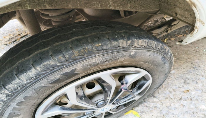 2024 Maruti Eeco 5 STR AC CNG, Petrol, Manual, 20,039 km, tyre