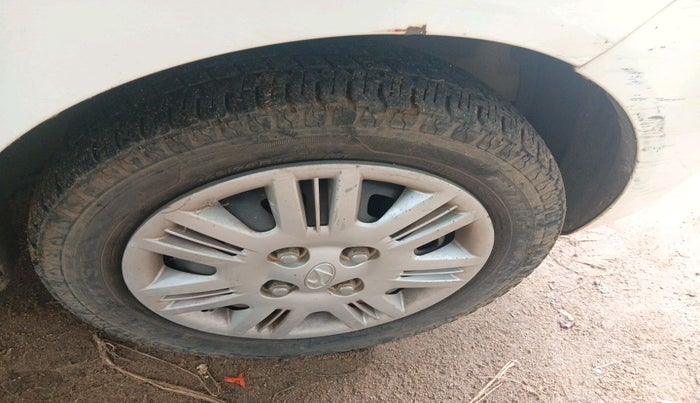 2010 Hyundai Santro Xing GLS, Petrol, Manual, 7,260 km, tyre