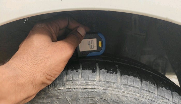 2018 Hyundai Grand i10 SPORTZ AT 1.2 KAPPA VTVT, Petrol, Automatic, 20,790 km, tyre