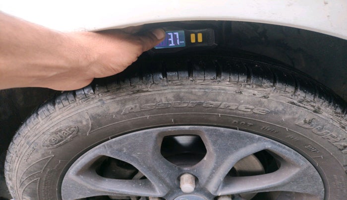 2015 Ford Figo Aspire TITANIUM PLUS 1.2 PETROL, Petrol, Manual, 79,379 km, tyre