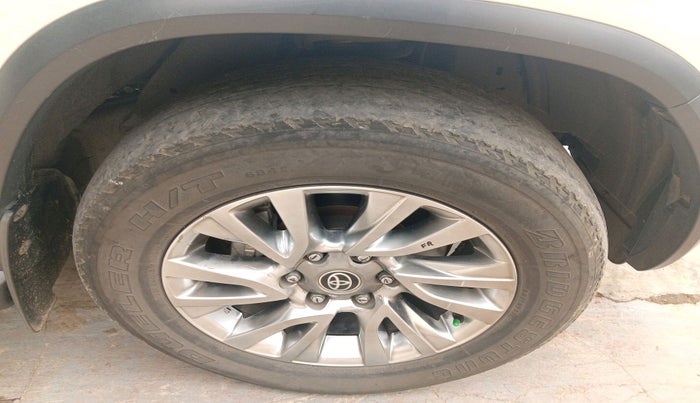 2022 Toyota Fortuner 4X4 MT 2.8 DIESEL, Diesel, Manual, 77,940 km, tyre