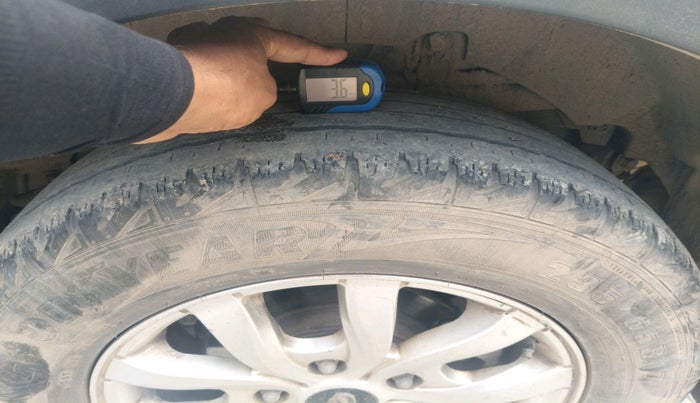 2019 Mahindra XUV500 W9 AT, Diesel, Automatic, 65,231 km, tyre