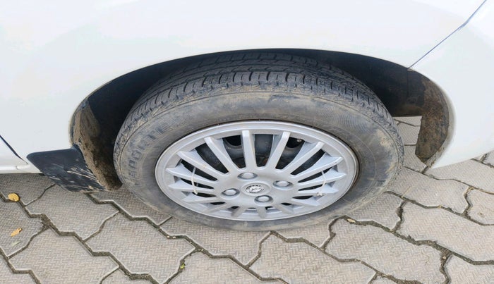 2015 Maruti Alto K10 VXI, Petrol, Manual, 75,346 km, tyre