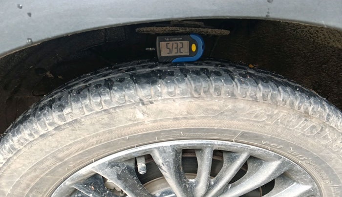 2021 Maruti XL6 ZETA AT, Petrol, Automatic, 22,062 km, tyre